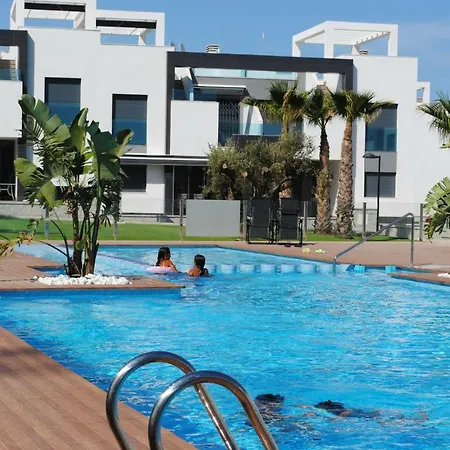 Oasis 7 * Torrevieja